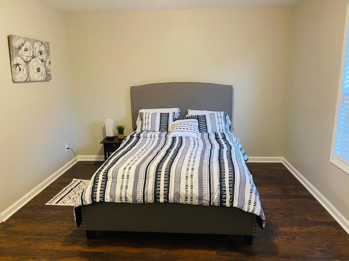 Villa Stylish And Cozy Retreat Buford Esterno foto