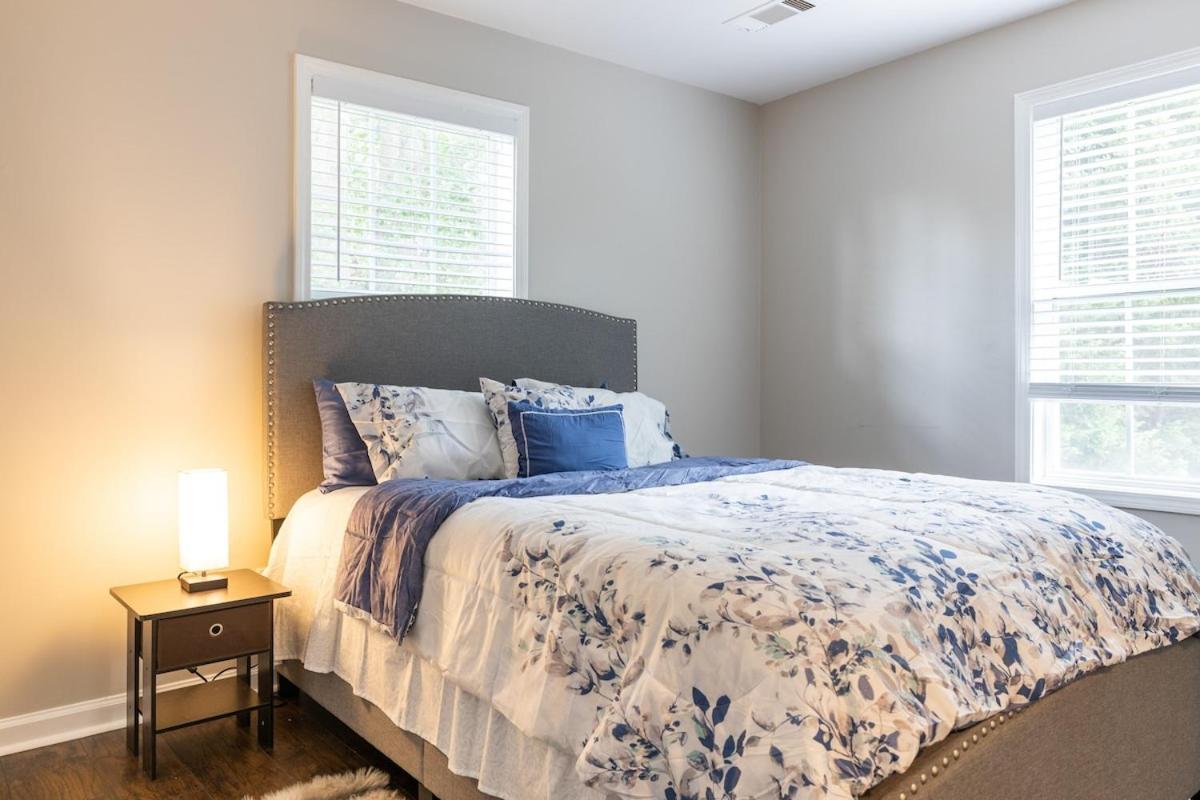 Villa Stylish And Cozy Retreat Buford Esterno foto