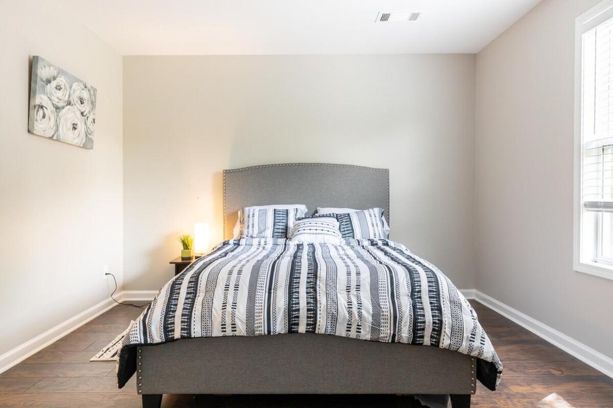 Villa Stylish And Cozy Retreat Buford Esterno foto